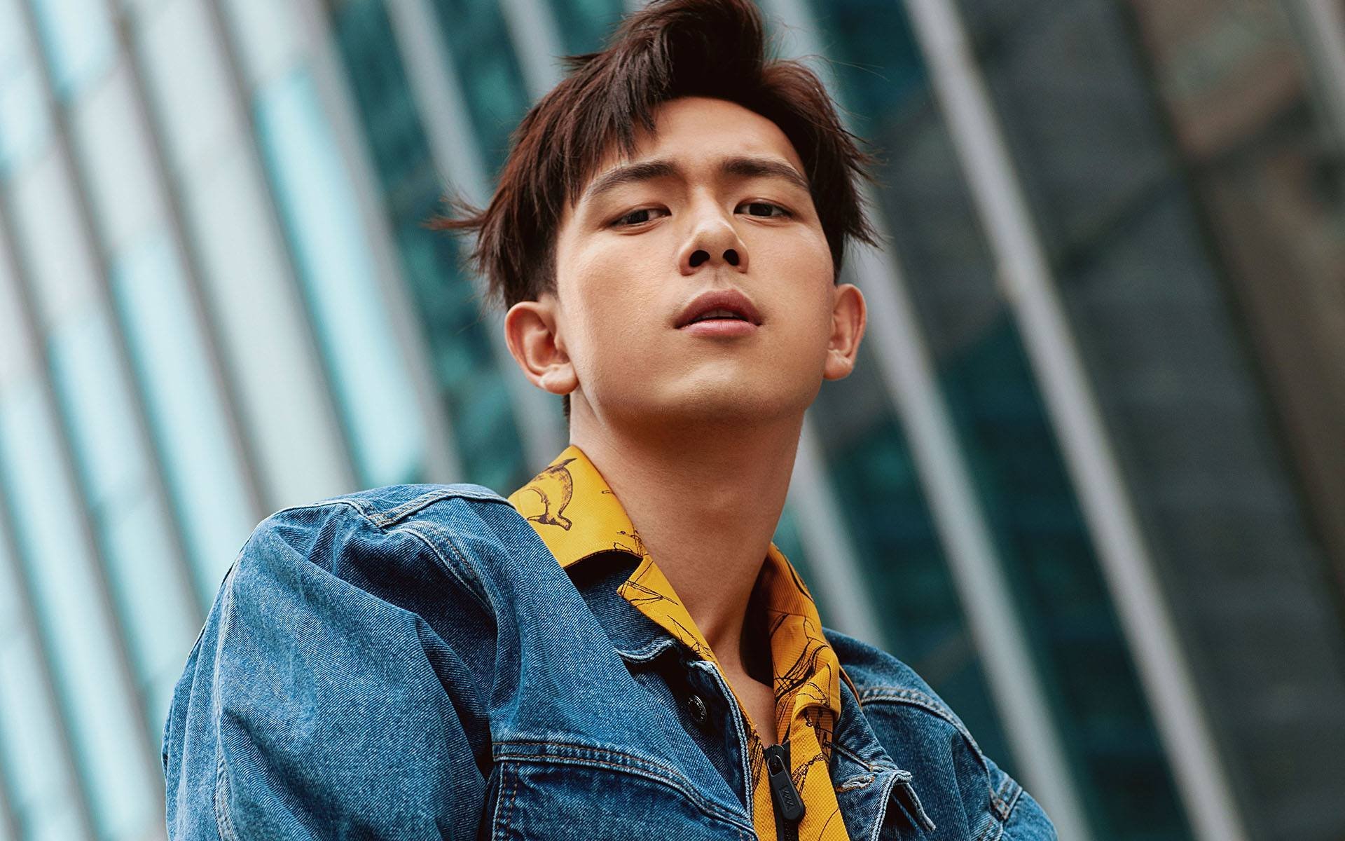 爱游戏体育平台-易建联退役引发球迷热议 中国篮球告别一代传奇，易建联退了中国男篮怎么办  第1张